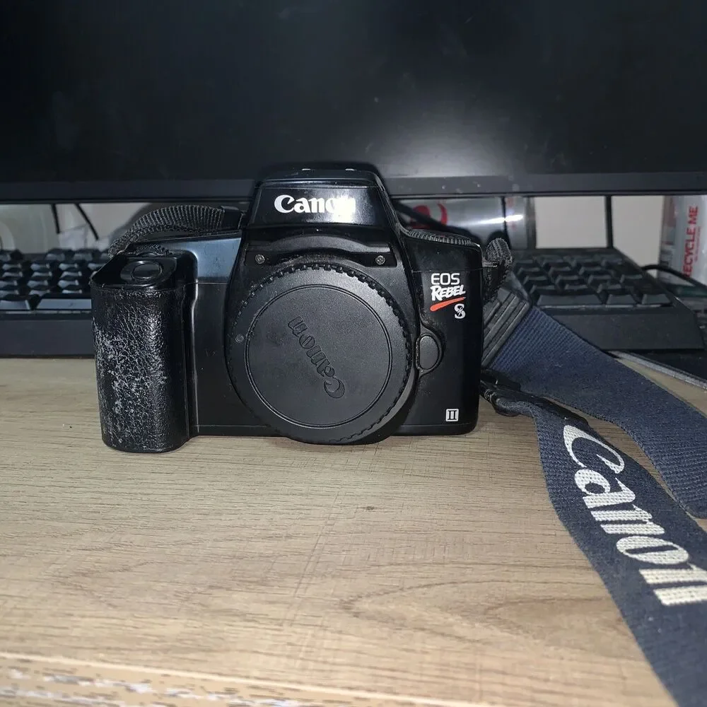 Canon EOS Rebel S II 35mm Film Body With Strap